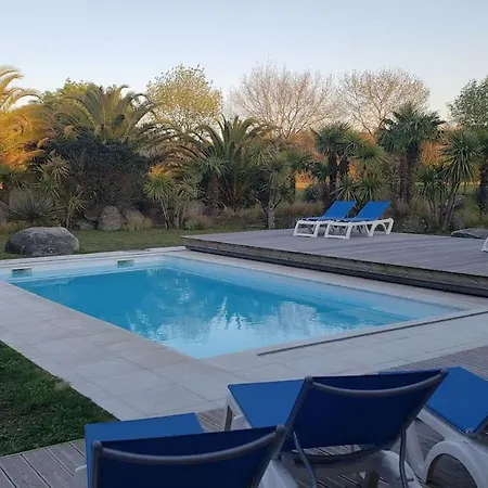 Site Exceptionnel Propriete Dans Parc Arbore De 8 Hectares * Dolus d'Oléron