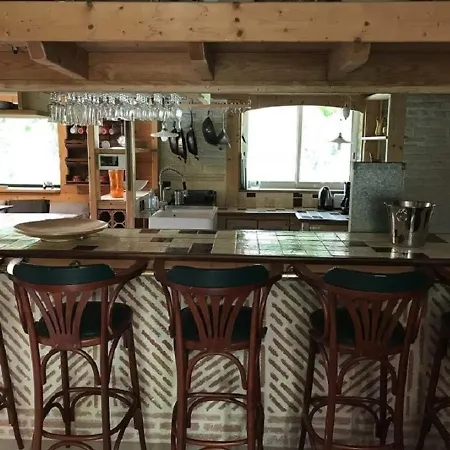 Site Exceptionnel Propriete Dans Parc Arbore De 8 Hectares Villa